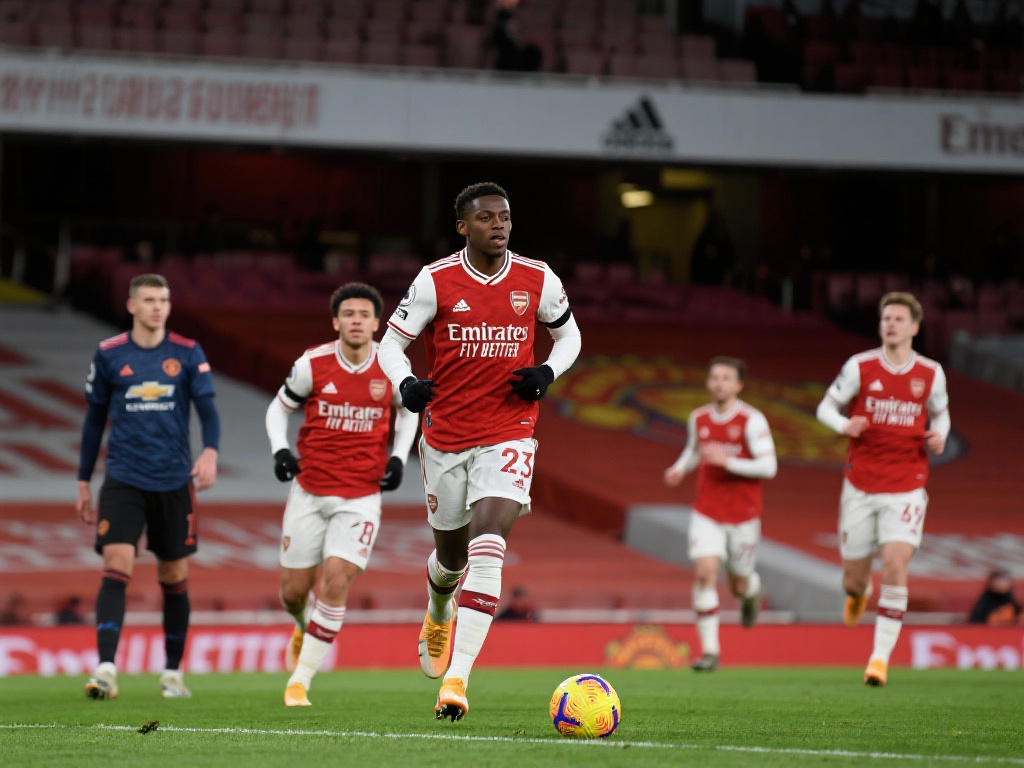 开云官网聚焦中国足球联赛改革与新动态，助力中国足球发展新篇章